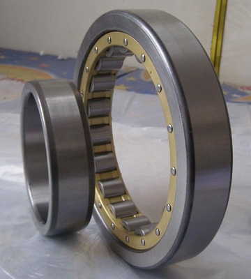Longévité cylindrique NNCF5044CV de roulements à rouleaux de roue de la taille 160mm longue